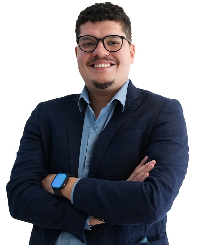 Retrato profissional do professor Mateus Prestes